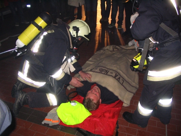 Personenrettung bei der Schauübung