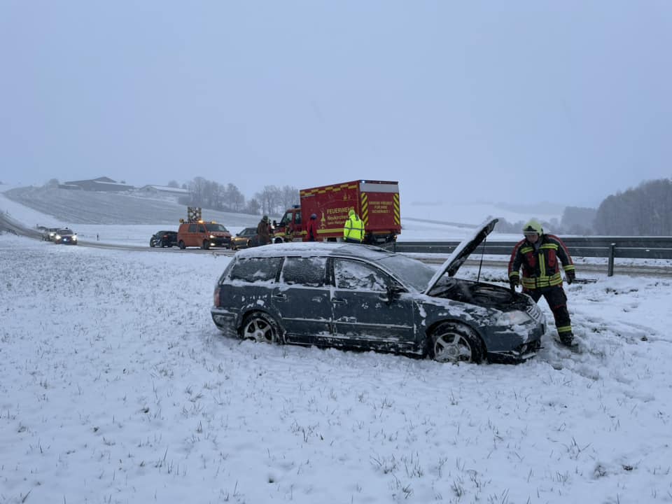 VU PKW Schnee Dezember 3