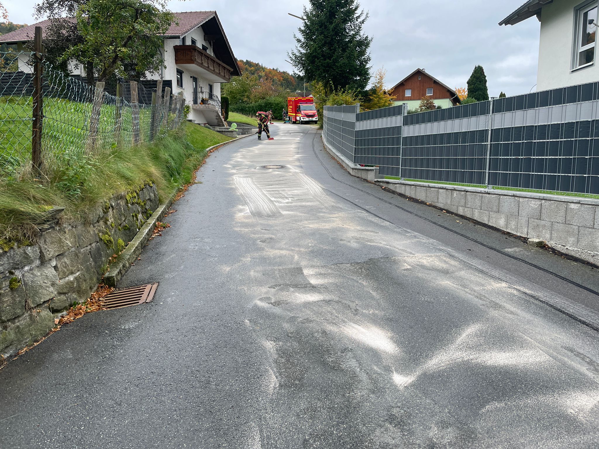 lspur Oktober 3