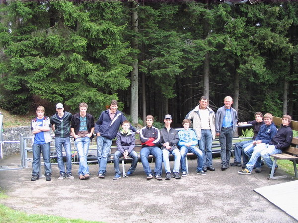 Die Gruppe an der Rodelbahn